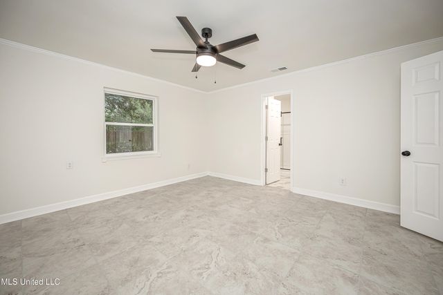 825 Graveline Road, Gautier, MS 39553