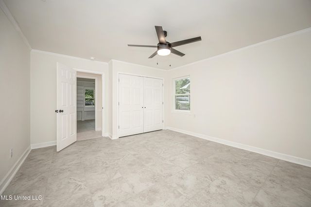 825 Graveline Road, Gautier, MS 39553