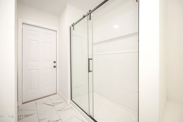 825 Graveline Road, Gautier, MS 39553