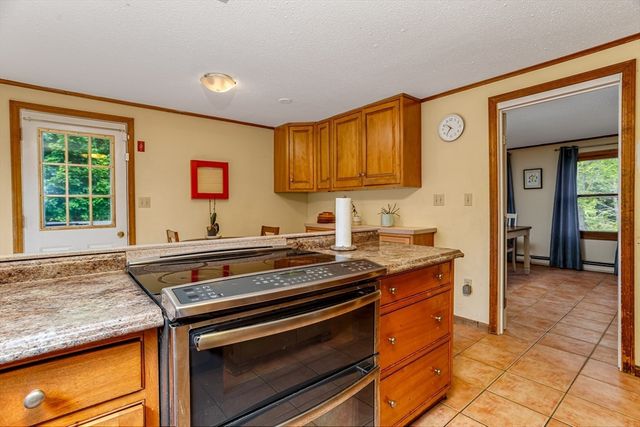 419 Pearl Hill Road, Fitchburg, MA 01420