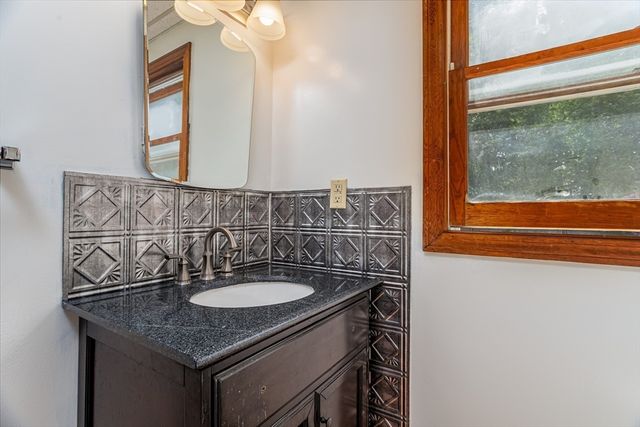 419 Pearl Hill Road, Fitchburg, MA 01420