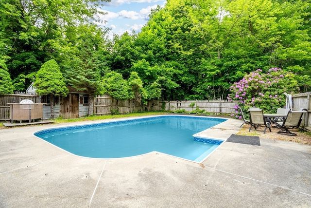 419 Pearl Hill Road, Fitchburg, MA 01420