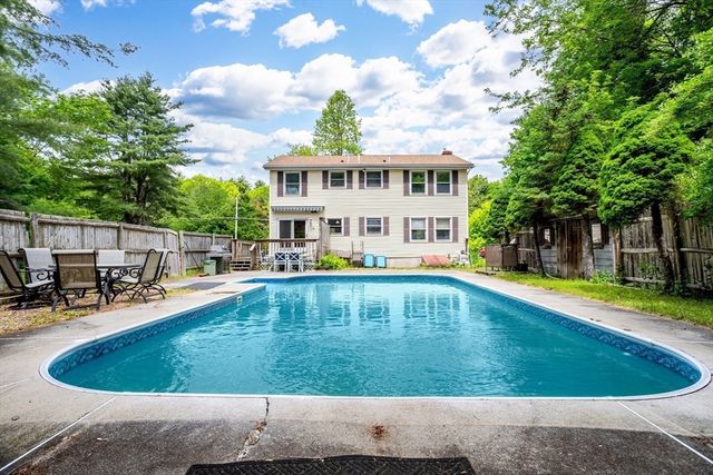 419 Pearl Hill Road, Fitchburg, MA 01420