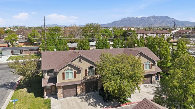 1058 W 975 N, Layton, UT 84041