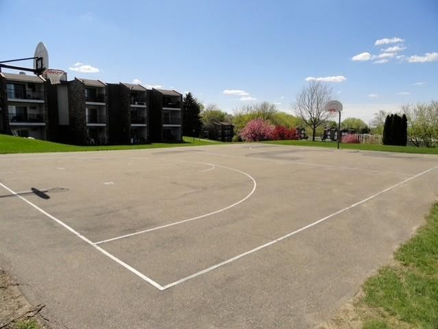 12990 Nicollet Avenue 102, Burnsville, MN 55337