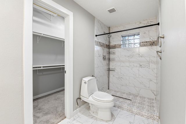 19422 Stamford Drive, Tomball, TX 77375