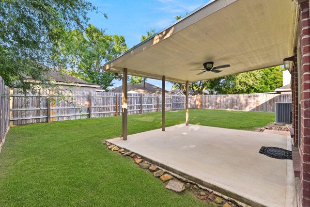 19422 Stamford Drive, Tomball, TX 77375