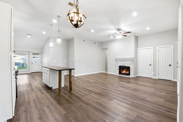 19422 Stamford Drive, Tomball, TX 77375