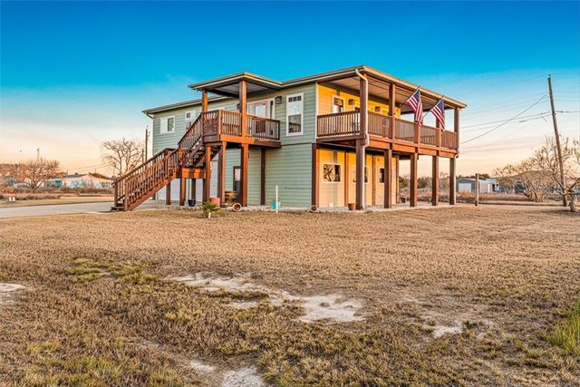 367 ROYAL OAK Lane, Rockport, TX 78382