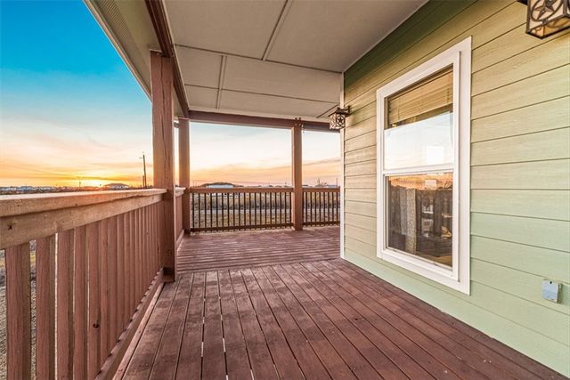 367 ROYAL OAK Lane, Rockport, TX 78382