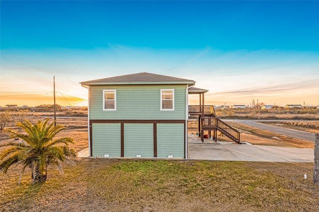 367 ROYAL OAK Lane, Rockport, TX 78382