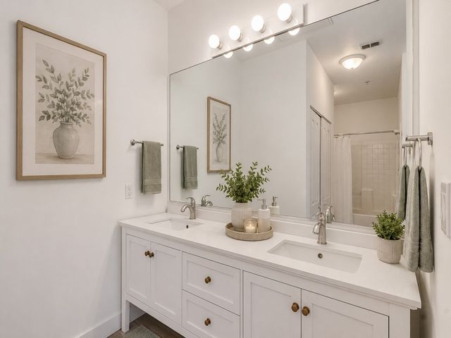 5025 Fairways Circle B307, Vero Beach, FL 32967