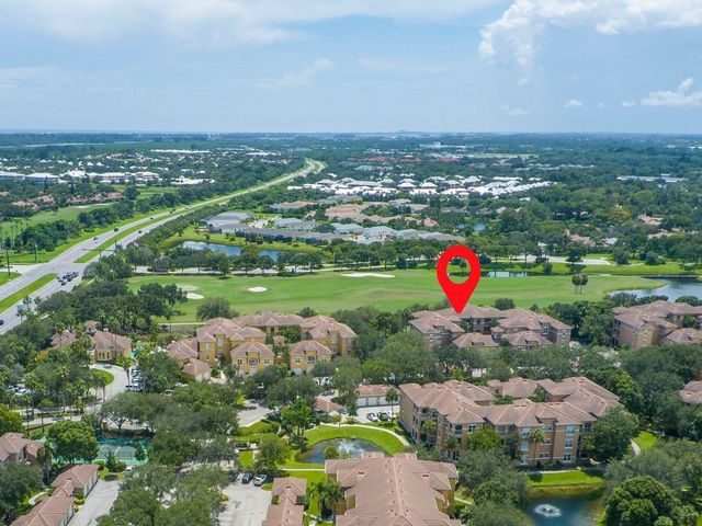 5025 Fairways Circle B307, Vero Beach, FL 32967