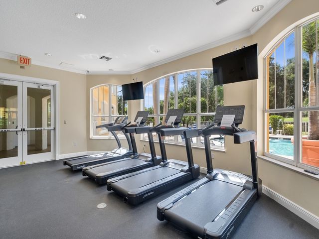 5025 Fairways Circle B307, Vero Beach, FL 32967
