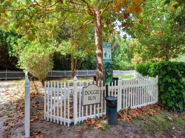 5025 Fairways Circle B307, Vero Beach, FL 32967