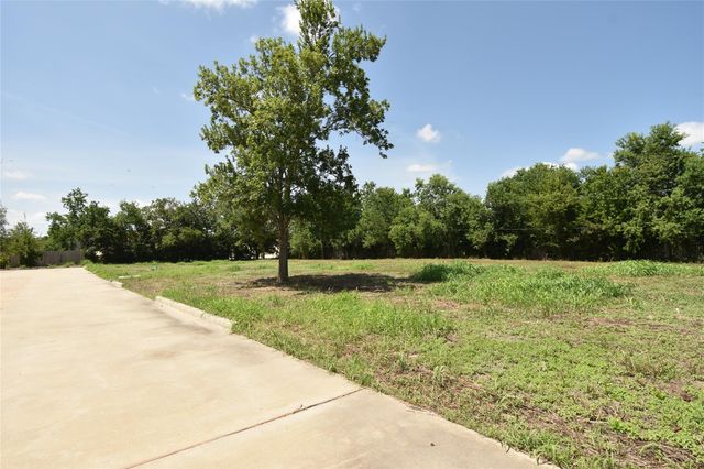 104 Devi Lane, Pearland, TX 77584