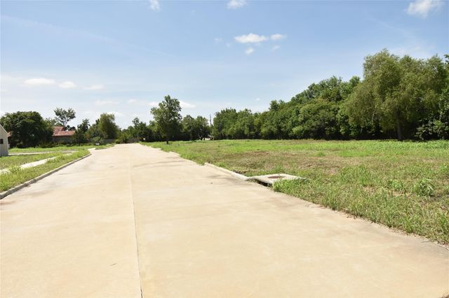 104 Devi Lane, Pearland, TX 77584
