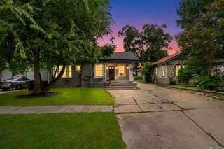1311 W French Pl, San Antonio, TX 78201
