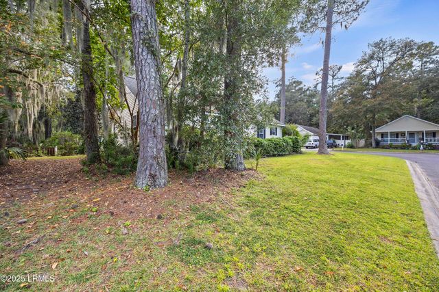 65 River Tree Circle, Bluffton, SC 29910