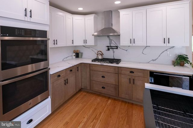 413 ELLIS RD, Havertown, PA 19083