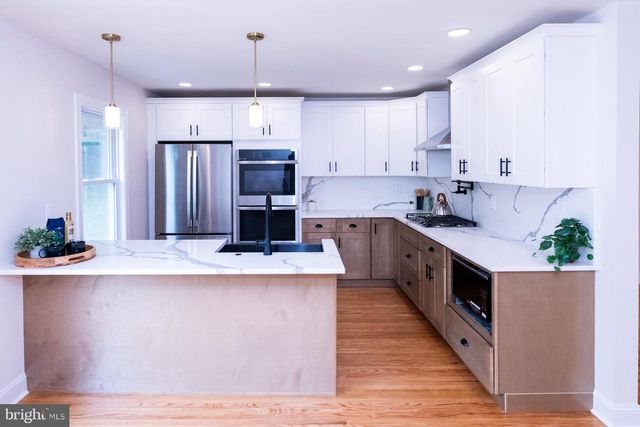 413 ELLIS RD, Havertown, PA 19083
