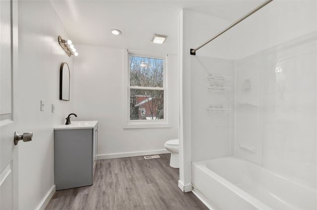 1619 Haug St, Troy Hill, PA 15212