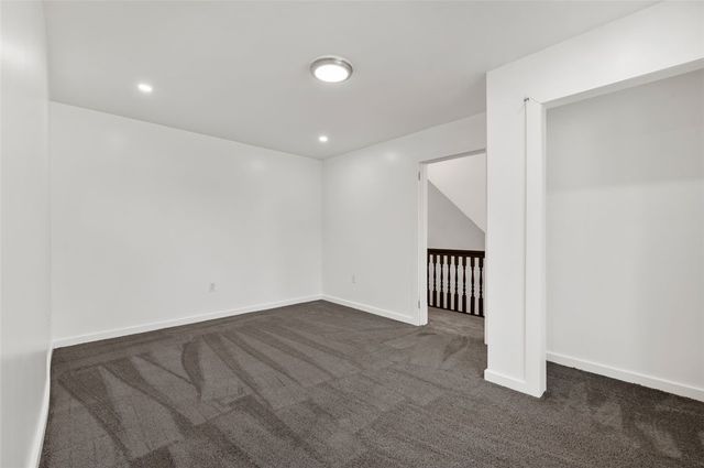 1619 Haug St, Troy Hill, PA 15212