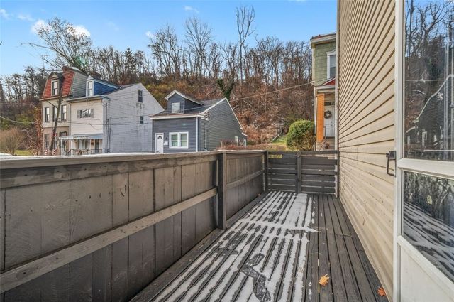 1619 Haug St, Troy Hill, PA 15212