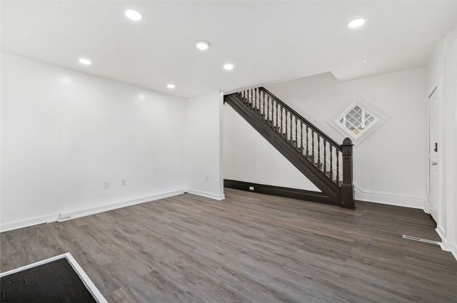 1619 Haug St, Troy Hill, PA 15212