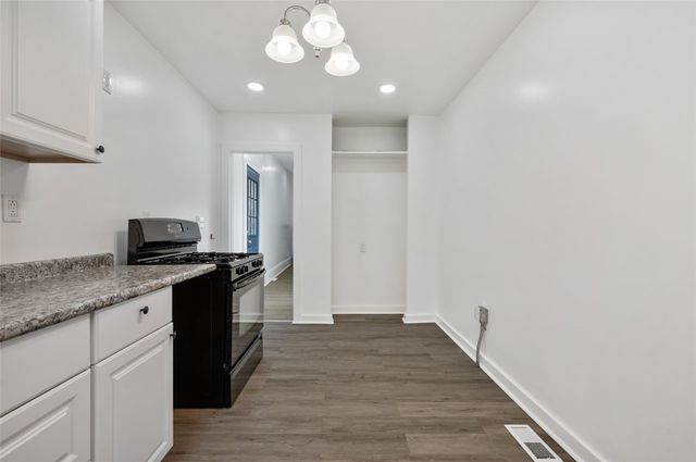 1619 Haug St, Troy Hill, PA 15212