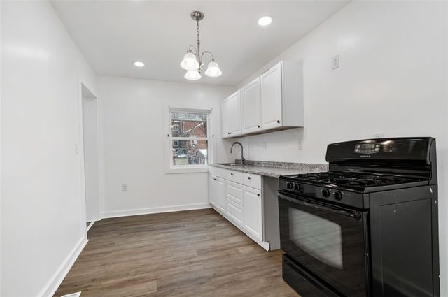 1619 Haug St, Troy Hill, PA 15212