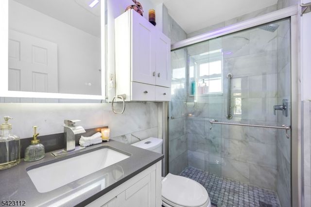 326 60Th St 4, West New York Town, NJ 07093