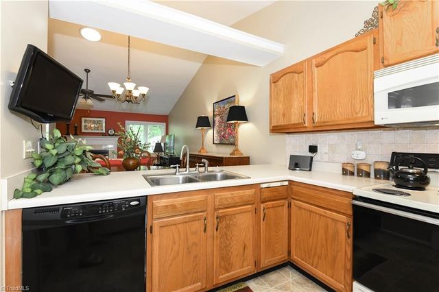 3122 Woodpoint Street, Jamestown, NC 27282