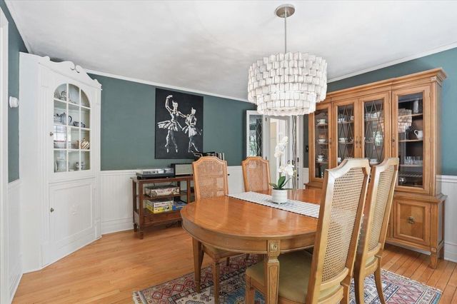 166 Kensington Drive, Madison, WI 53704