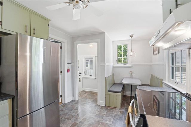 166 Kensington Drive, Madison, WI 53704