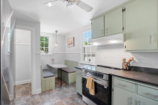 166 Kensington Drive, Madison, WI 53704