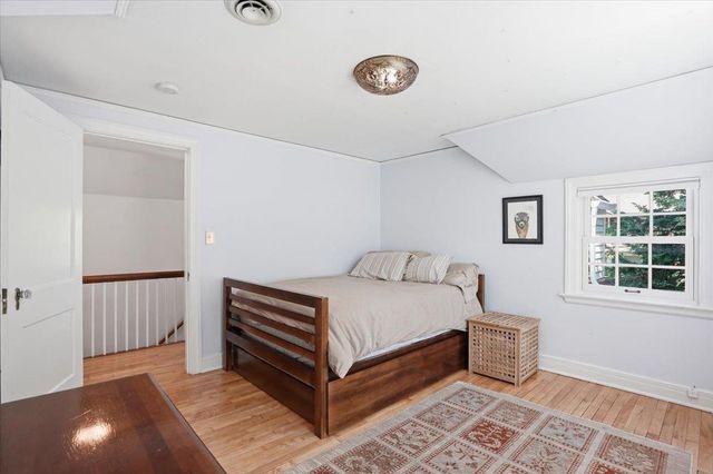 166 Kensington Drive, Madison, WI 53704