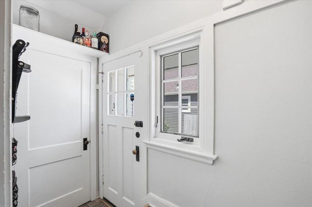166 Kensington Drive, Madison, WI 53704