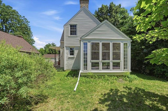 166 Kensington Drive, Madison, WI 53704