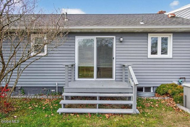 1262 S Kelley Road, Princetown, NY 12306