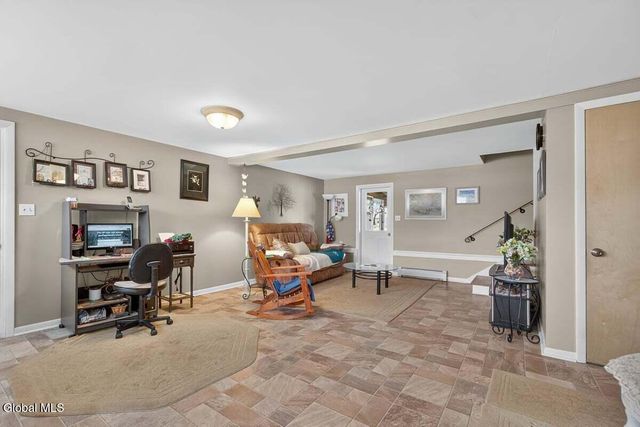 1262 S Kelley Road, Princetown, NY 12306