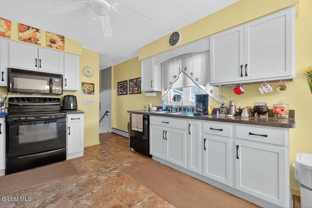 1262 S Kelley Road, Princetown, NY 12306