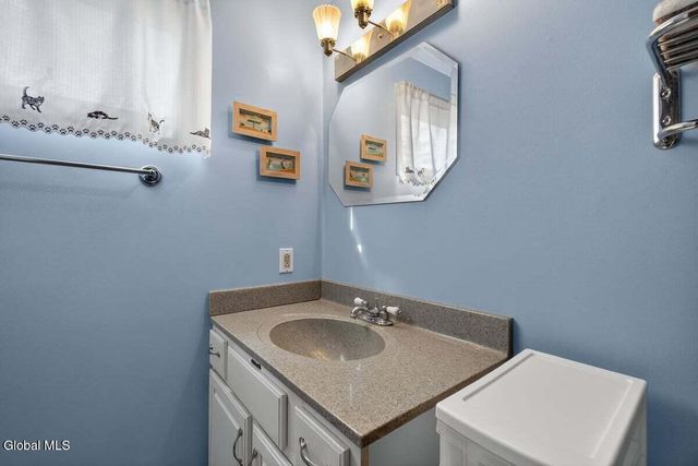 1262 S Kelley Road, Princetown, NY 12306