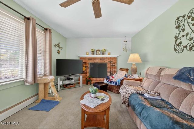 1262 S Kelley Road, Princetown, NY 12306