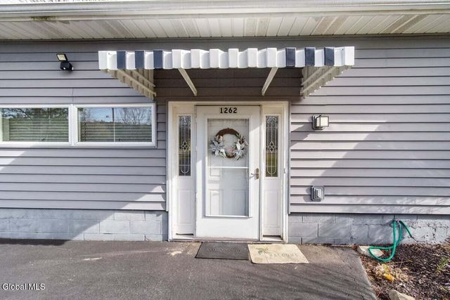 1262 S Kelley Road, Princetown, NY 12306