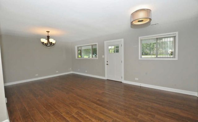 16121 S 88th Avenue, Orland Park, IL 60462