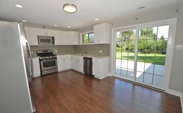 16121 S 88th Avenue, Orland Park, IL 60462