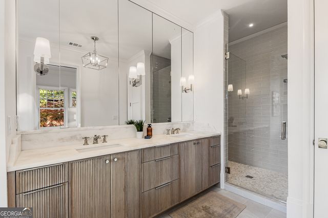 1323 N Highland Avenue NE, Atlanta, GA 30306