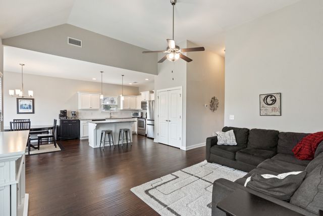 5905 Covent Ln, Smyrna, TN 37167