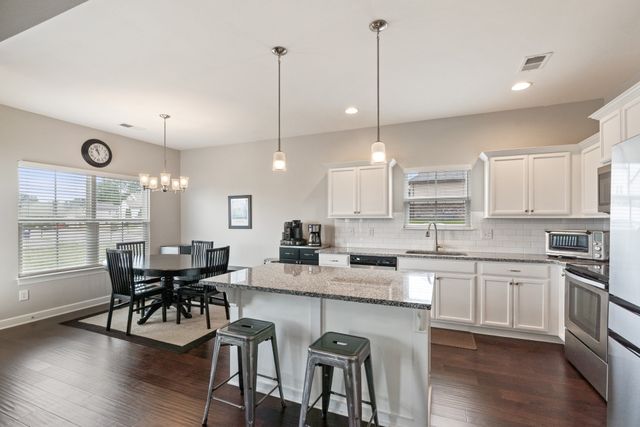 5905 Covent Ln, Smyrna, TN 37167